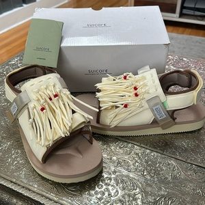 Never worn - Men’s SUICOKE Was 4AB Beaded Tassel Sporty Sandals